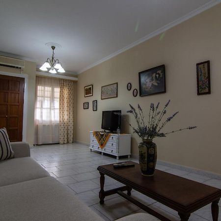Nikolas Apartment II นาฟปลิโอ ภายนอก รูปภาพ